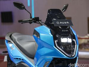 Curi Perhatian di GIIAS 2022, Cicilan Kredit Motor Listrik Alva One Mulai Rp 600 Ribu Curi Perhatian di GIIAS 2022, Cicilan Kredit Motor Listrik Alva One Mulai Rp 600 Ribu