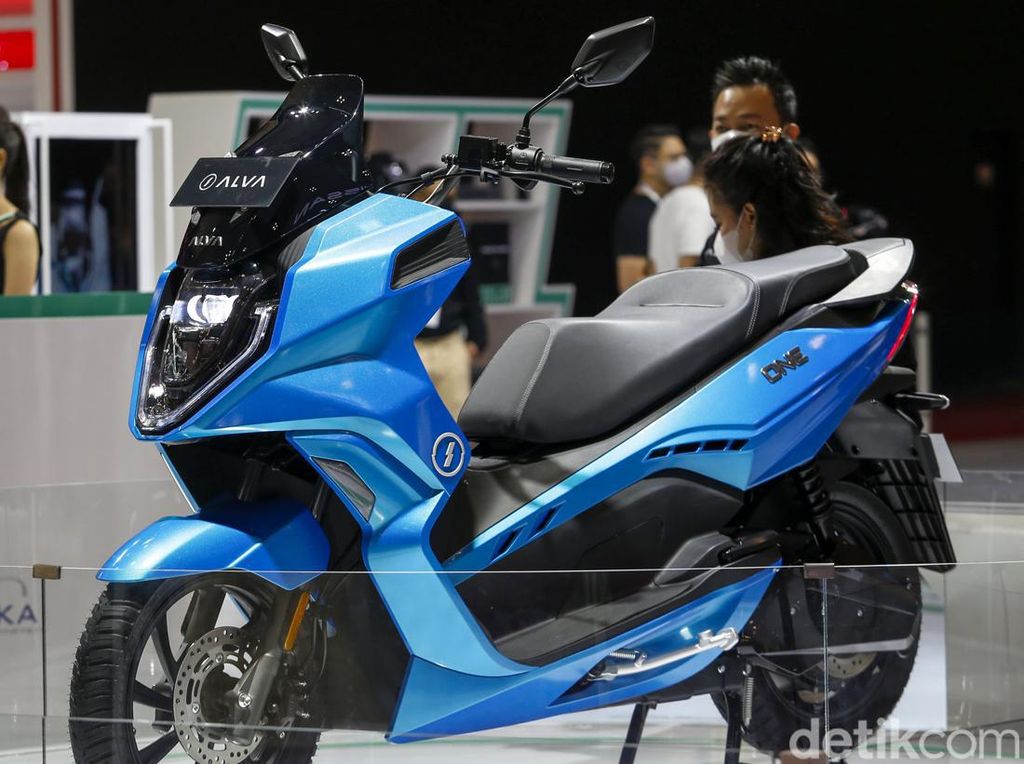Ini Motor Listrik yang Bakal Wara-wiri di Ring Satu G20 Bali, Dikendarai Wanita