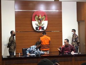 KPK Tahan Eks Waka DPRD Tulungagung Agus Budiarto Tersangka Suap APBD! KPK Tahan Eks Waka DPRD Tulungagung Agus Budiarto Tersangka Suap APBD!