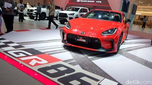 Toyota GR 86, Si Merah yang Harganya Bikin Penasaran Menko Airlangga