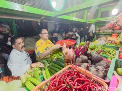 Wamendag Sebut Harga Bahan Pokok di Jatim Mulai Turun