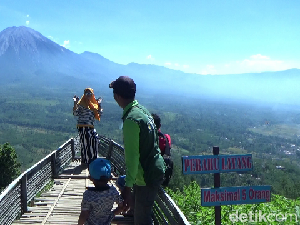 Tips Agar Baterai HP Lebih Awet Saat Travelling