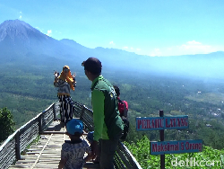 Tips Agar Baterai HP Lebih Awet Saat Travelling