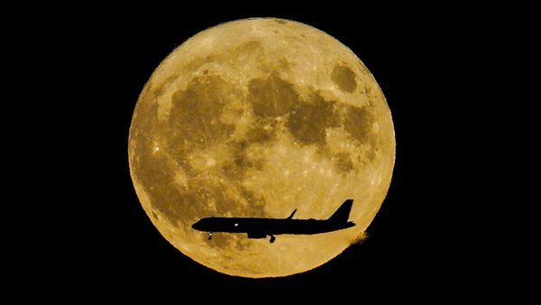 Pesona Supermoon Terakhir di 2022