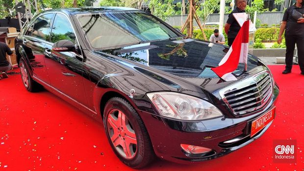 Mercedes Benz S600 Guard