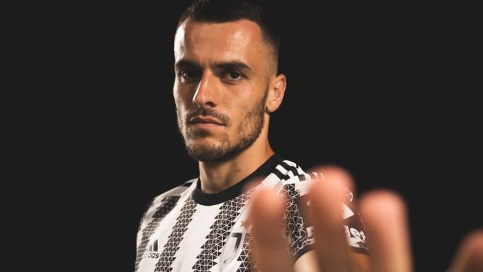 TURIN, ITALY - AUGUST 11: Juventus New Signing Filip Kostic portraits session In Turin at Juventus training center on August 11, 2022 in Turin, Italy. (Photo by Daniele Badolato - Juventus FC/Juventus FC via Getty Images)