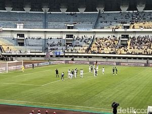 HT Persib Vs PSIS: Kedua Tim Sama Kuat 1-1 HT Persib Vs PSIS: Kedua Tim Sama Kuat 1-1