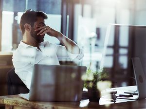 Weekend Masih Kerja Melulu? dr Boyke Ingatkan Risiko Disfungsi Ereksi Weekend Masih Kerja Melulu? dr Boyke Ingatkan Risiko Disfungsi Ereksi