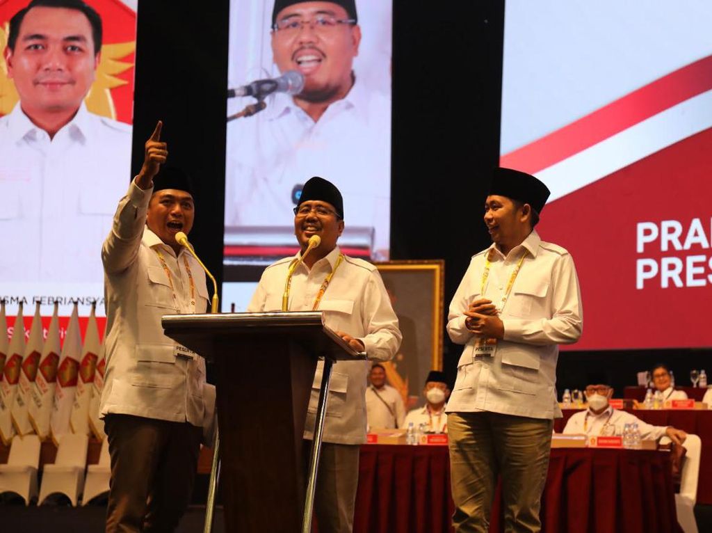 Prabowo Siap Maju Capres 2024, Gerindra Jatim Akan All Out Prabowo Siap Maju Capres 2024, Gerindra Jatim Akan All Out