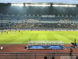 Laga Kandang Persib Sepi Bobotoh, Kok Tumben?