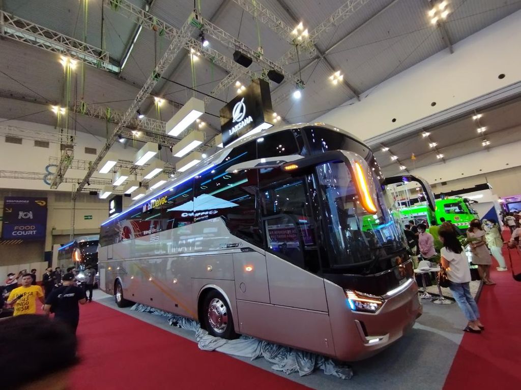 Negara Ini Minat Impor Bus Laksana, Modelnya Legacy SR3?
