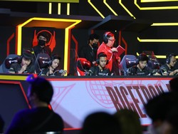 Link Live Streaming MPL ID S10 Hari Ini: Bigetron vs Evos Legends