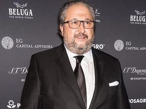 Miliarder Rusia Ini Berani Menentang Putin Miliarder Rusia Ini Berani Menentang Putin