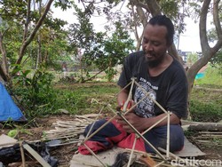 Hidup Nomaden di Tenda, Pasutri ini Ajak Pemuda Jaga Lingkungan