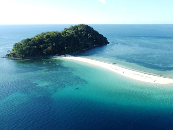 Ini Dia Pulau Bugisa Gorontalo yang Indahnya Kebangetan