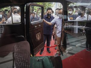 Erick Thohir Tinjau Pameran Mobil Kepresidenan di Sarinah