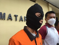 Pengedar Narkotika di Mataram Ngaku Beli Ganja Pakai Uang Ortu