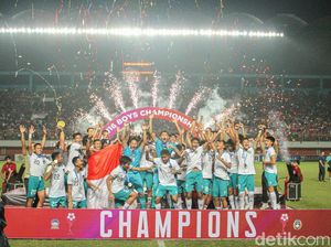 Momen Spesial Timnas Indonesia Juarai Piala AFF U-16 2022 Momen Spesial Timnas Indonesia Juarai Piala AFF U-16 2022