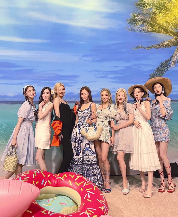 Potret Girls Generation dalam acara ragam Amazing Saturday