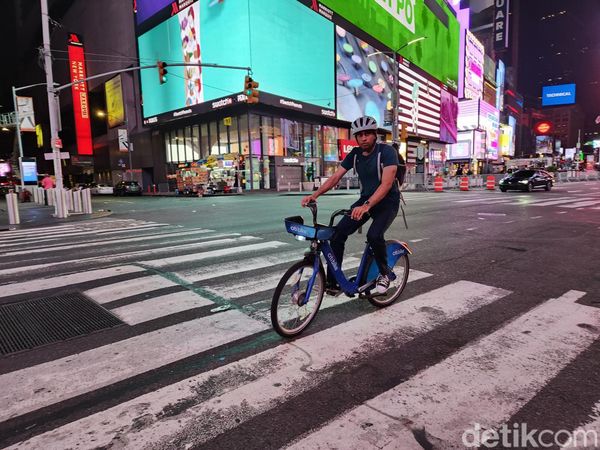 Jepretan New York dari Mata Kamera Galaxy Z Fold 4 5G