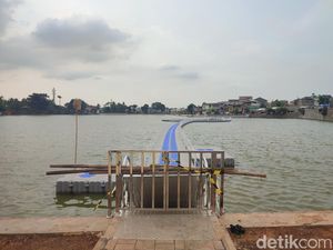 Keluh Warga Depok Gagal Ngonten di Panggung Apung gegara Ditutup Keluh Warga Depok Gagal Ngonten di Panggung Apung gegara Ditutup