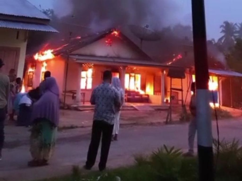 2 Rumah Warga Hangus Terbakar di Asahan
