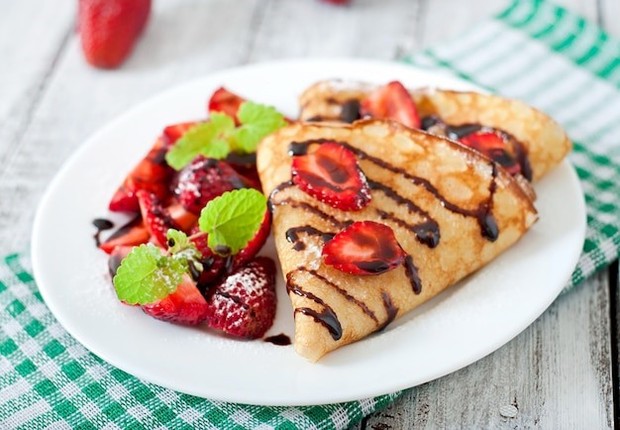 Thinned flour food crepes