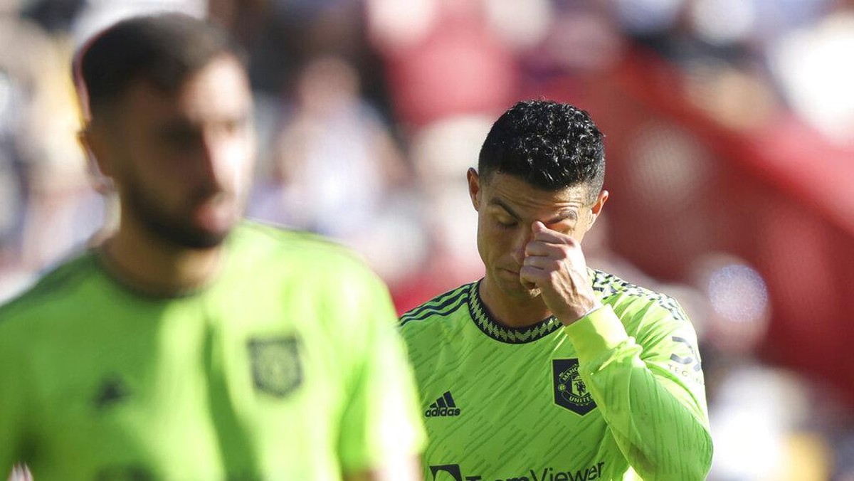 Manchester United terbenam di dasar klasemen sementara Liga Inggris. (Foto: AP/Ian Walton)