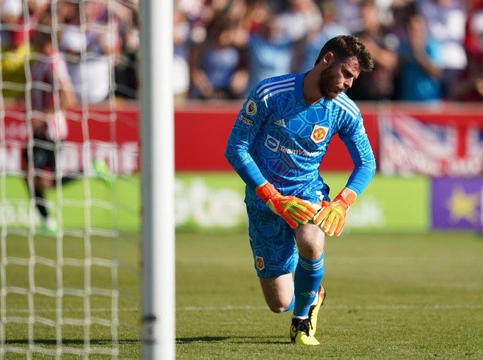 Manchester United's David de Gea appears dejected during the Premier League match at the Gtech Community Stadium, Brentford. Picture date: Saturday August 13, 2022. (Photo by John Walton/PA Images via Getty Images)