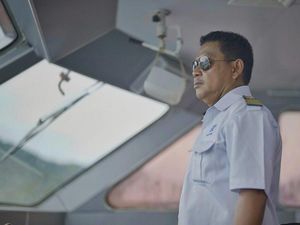 Kesaksian Nakhoda Kapal Diterjang Ombak 11 Meter di Laut China Selatan