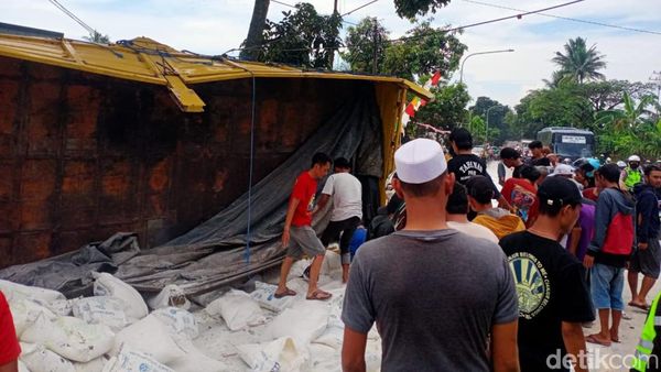 Potret Ngeri Kecelakaan di Cianjur yang Tewaskan 5 Orang