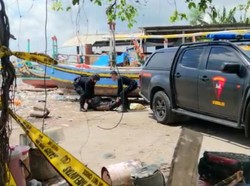 Tim Jibom Evakuasi Mortir Sisa PD 2 yang Tersangkut Jaring Nelayan Lamongan