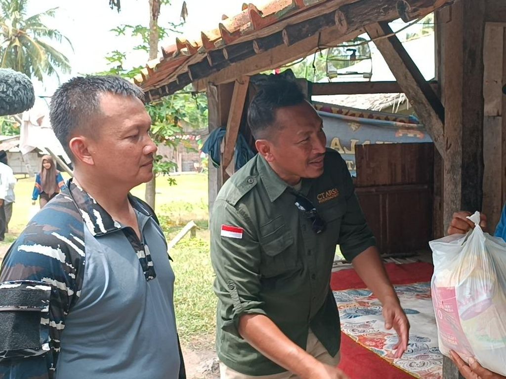 HUT RI ke-77, CT ARSA Berbagi Kebagian ke Warga Pulau Terluar di Banten