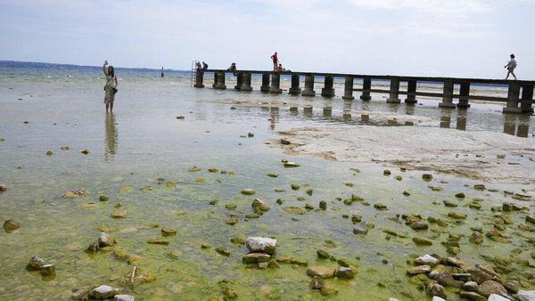 Potret Danau Terbesar di Italia Airnya Menyusut Akibat Kekeringan Parah