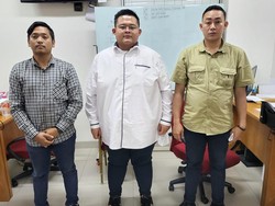 Bawa Soft Gun dan Peras Warga Rp 1 M, 3 Jaksa Gadungan Dibekuk!