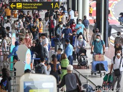 Warga 18+ Wajib Booster untuk Syarat Perjalanan Naik Transportasi Umum