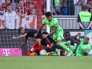 Bayern Munich Libas Wolfsburg 2-0