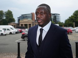 Hakim Nyatakan Pemain Man City Mendy Tak Bersalah di 6 Kasus Perkosaan