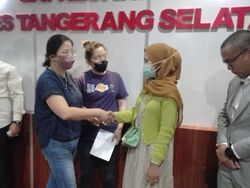 Akhir Damai Kasus Wanita Pengambil Cokelat Vs Mbak Alfamart