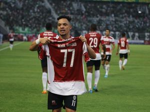 PSM Vs Madura United: Ujian Bek Juku Eja Adang Top Skor Laskar Sape Kerrab PSM Vs Madura United: Ujian Bek Juku Eja Adang Top Skor Laskar Sape Kerrab