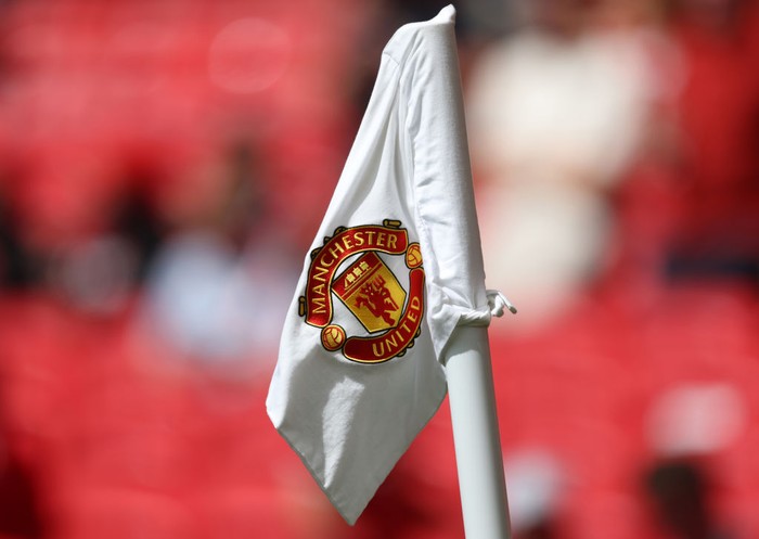 MANCHESTER, ENGLAND - AUGUST 07: Detailed view of a corner flag with the Manchester United badge on ahead of the Premier League match between Manchester United and Brighton & Hove Albion at Old Trafford on August 07, 2022 in Manchester, England. (Photo by Catherine Ivill/Getty Images)