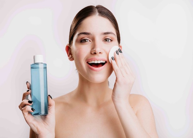 wanita dan moisturizer