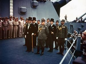 Peristiwa Jepang Menyerah Tanpa Syarat pada Sekutu Tahun 1945 Peristiwa Jepang Menyerah Tanpa Syarat pada Sekutu Tahun 1945