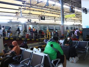 PT KAI Daop 6 Yogyakarta Siagakan 32 Lokomotif Hadapi Libur Nataru