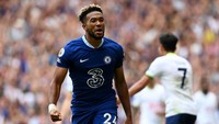 Reece James menunjukkan dirinya terus jadi bek sayap kanan yang tajam. Sejak musim lalu, James terlibat dalam 15 gol Chelsea di Liga Inggris (Getty Images)