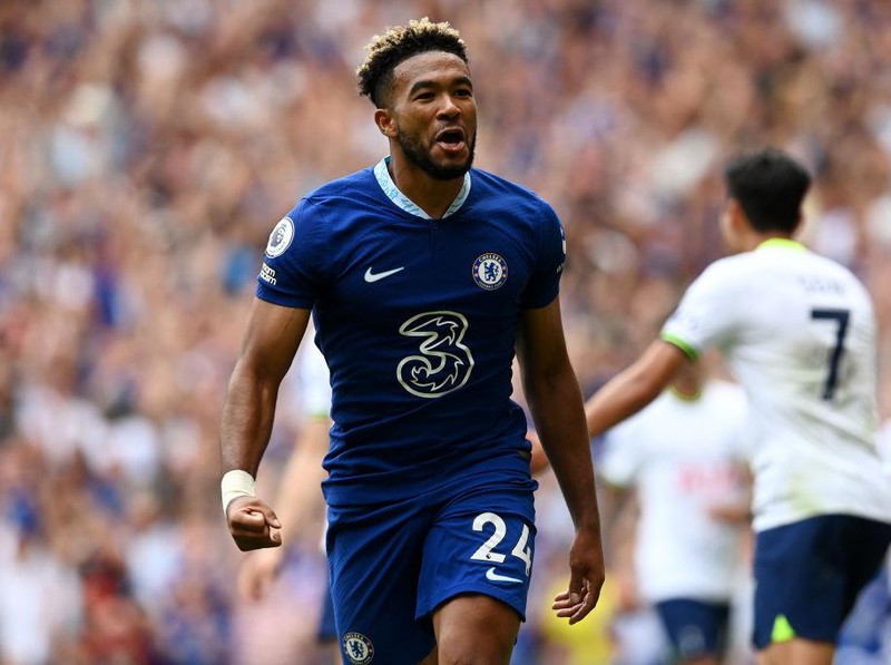 LONDON, ENGLAND - AUGUST 14: Reece James of Chelsea scores their sides second goal during the Premier League match between Chelsea FC and Tottenham Hotspur at Stamford Bridge on August 14, 2022 in London, England. (Photo by Harriet Lander - Chelsea FC/Chelsea FC via Getty Images)
