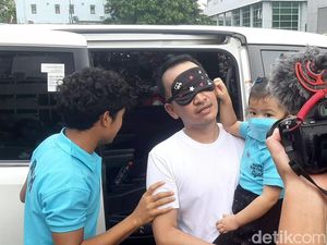 Happy Birthday! Momen Ruben Onsu Dapat Kejutan Ultah ke-39 Happy Birthday! Momen Ruben Onsu Dapat Kejutan Ultah ke-39