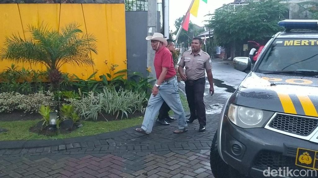 Timsus Kasus Ferdy Sambo Tiba di Perumahan Cempaka Residence Magelang