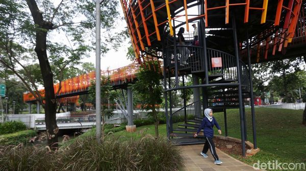 Hore... Tebet Eco Park Kembali Dibuka, Begini Suasananya