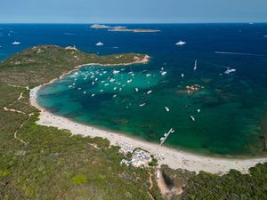 Maaf, Khusus Sultan! Ini Resor Termahal di Dunia